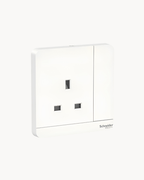 Schneider AvatarOn 13 A switched socket, White