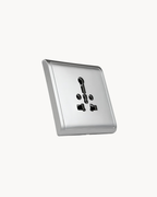 Schneider Pieno 16 A international socket, Aluminium Silver