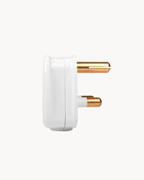 Schneider 5 A plug top, angled view